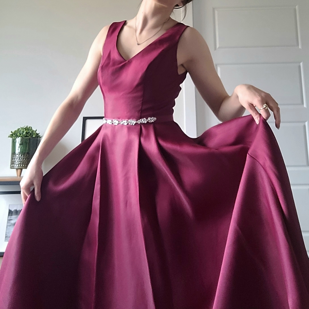 OLEG CASSINI- Bridesmaid/ Formal Dress
